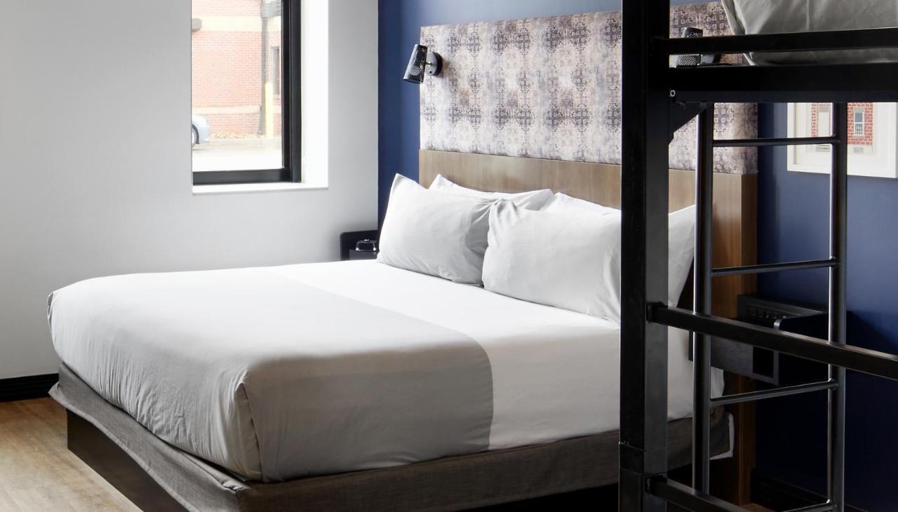 Tryp By Wyndham Pittsburgh/Lawrenceville Bagian luar foto